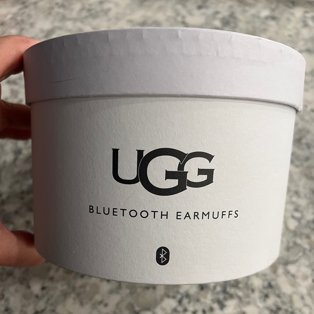 Ugg Bluetooth Shearling Earmuffs